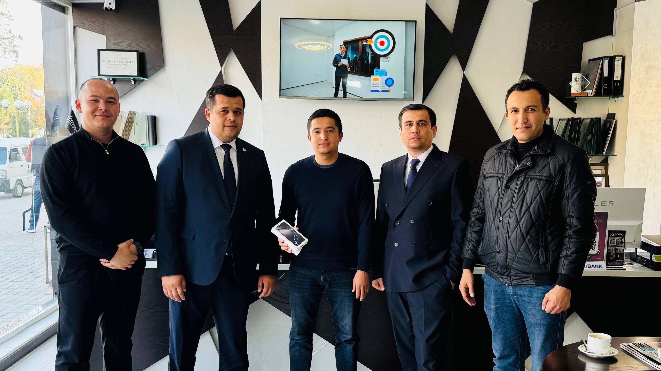 Изображение контента